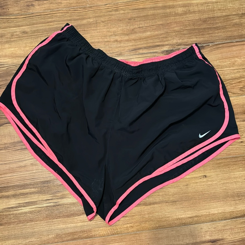 Nike Tempo
